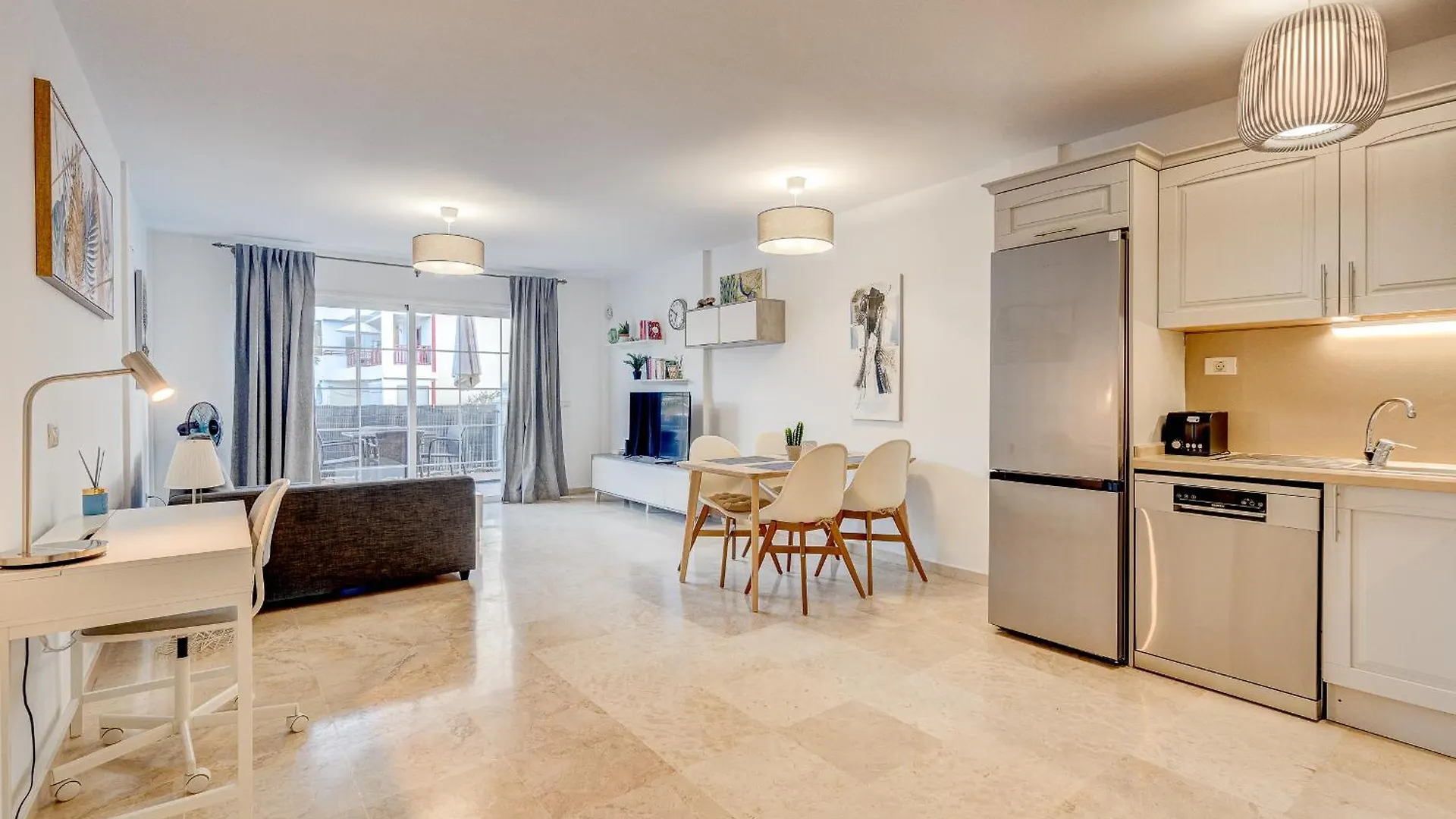 Paraiso Palm Mar Beautiful & Bright Renovated Apartment With Air Conditioning 0*, Palm-mar Spain